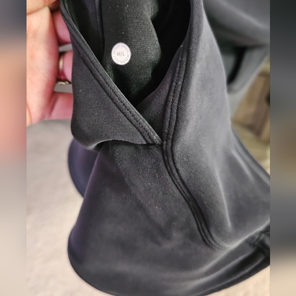 Lululemon Jacket - Picture 5 of 6